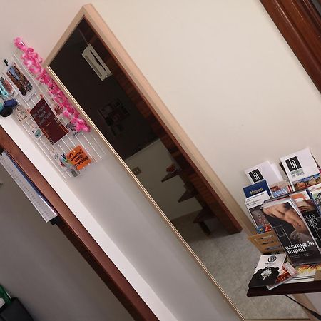 "Dint E Viche E Napule" Guest House Napels Buitenkant foto