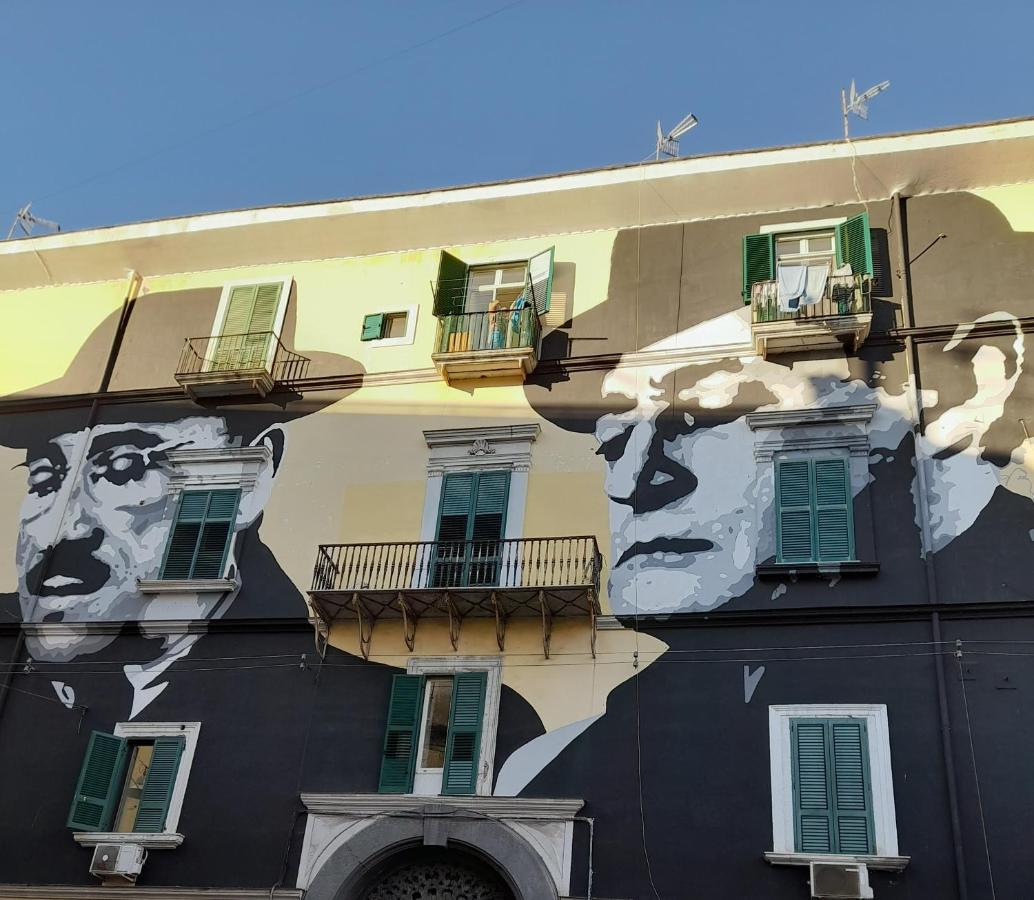 "Dint E Viche E Napule" Guest House Napels Buitenkant foto