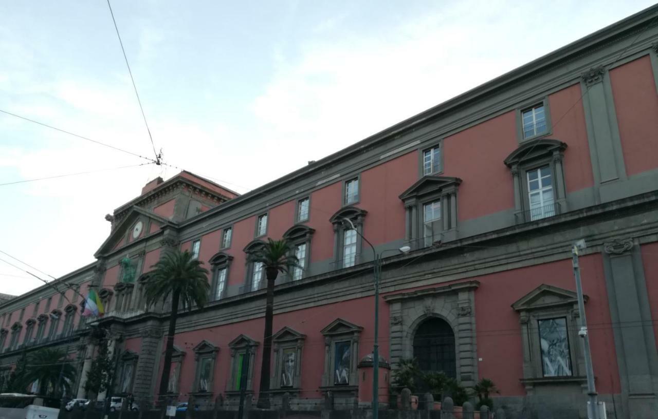 "Dint E Viche E Napule" Guest House Napels Buitenkant foto