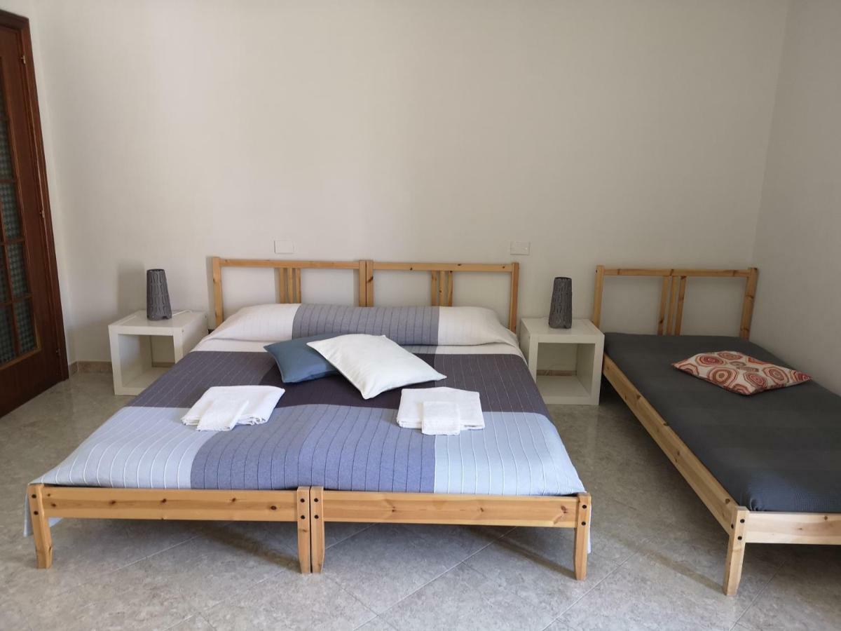 "Dint E Viche E Napule" Guest House Napels Buitenkant foto